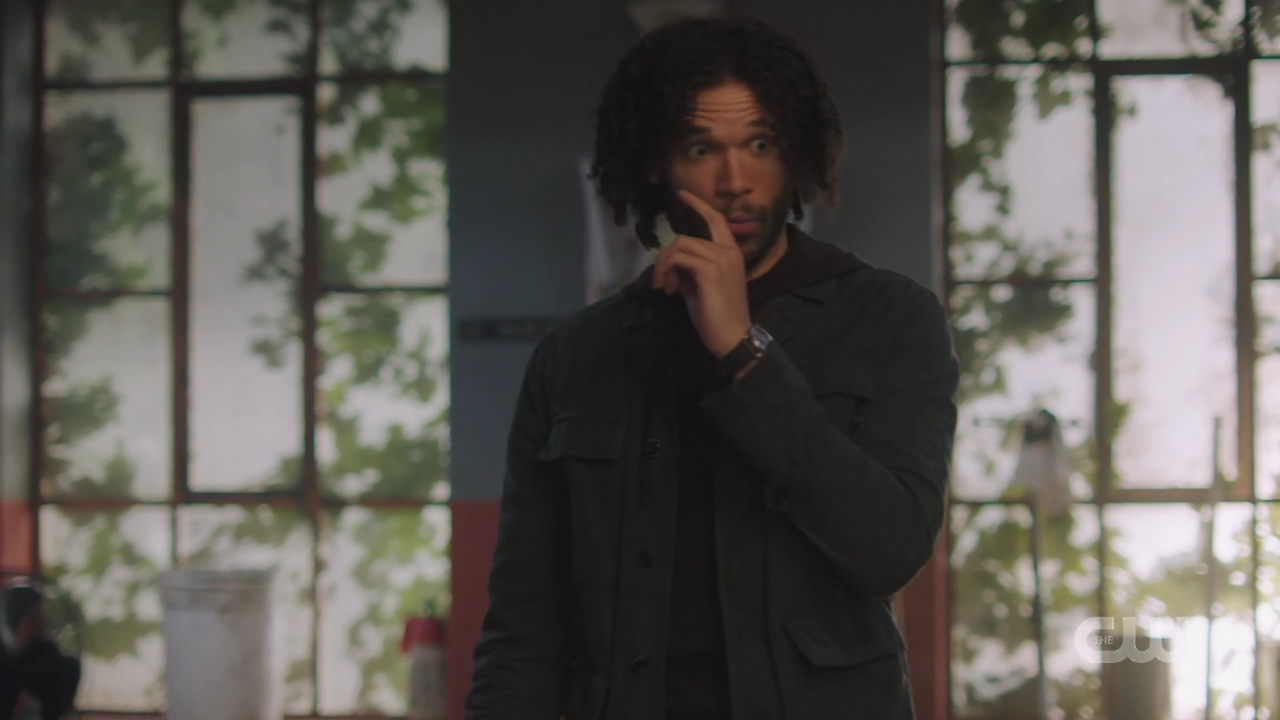 charmed-online-dot-nl_Charmed4x07CatsandCamelsandElephantsohmy0929.jpg