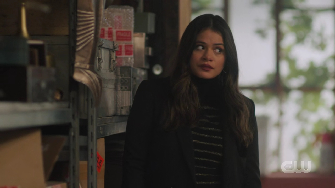 charmed-online-dot-nl_Charmed4x07CatsandCamelsandElephantsohmy0930.jpg