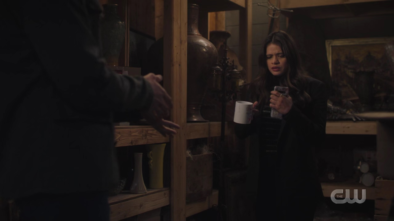 charmed-online-dot-nl_Charmed4x07CatsandCamelsandElephantsohmy1156.jpg