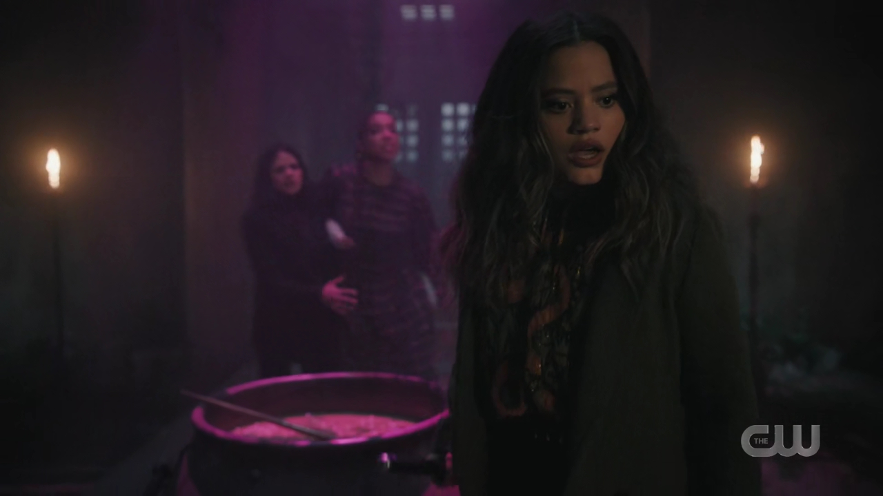 charmed-online-dot-nl_Charmed4x07CatsandCamelsandElephantsohmy1912.jpg