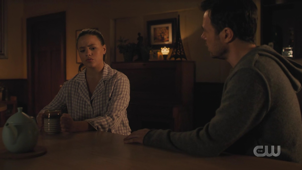 charmed-online-dot-nl_Charmed4x07CatsandCamelsandElephantsohmy2040.jpg