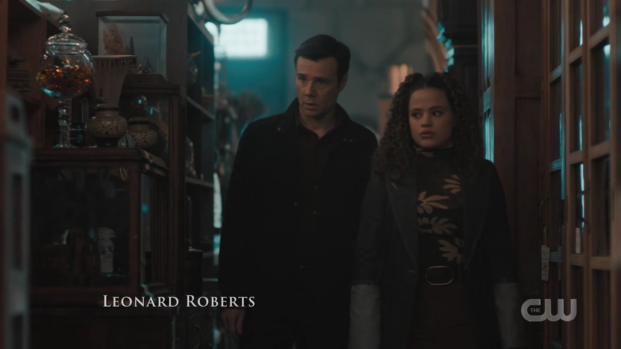 charmed-online-dot-nl_Charmed4x08Unveiled0150.jpg