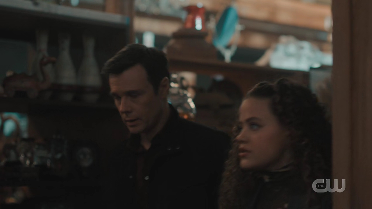charmed-online-dot-nl_Charmed4x08Unveiled0151.jpg