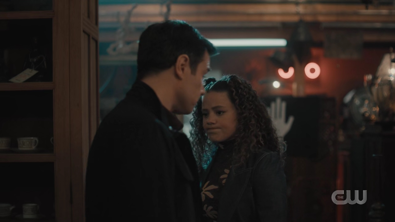 charmed-online-dot-nl_Charmed4x08Unveiled0173.jpg
