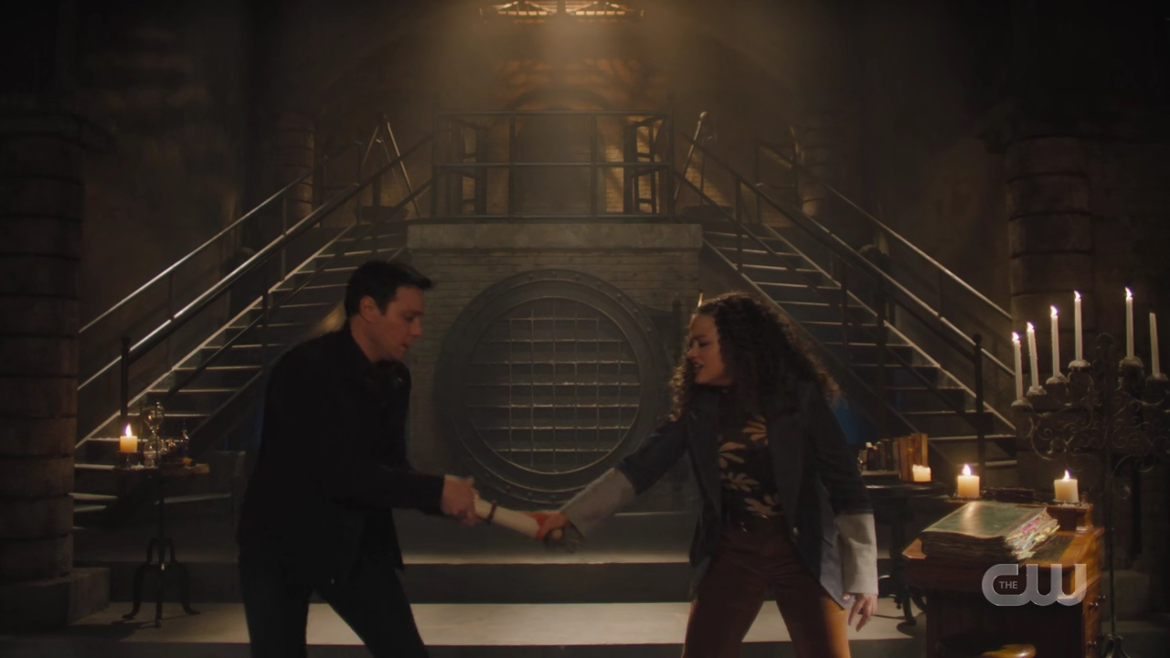 charmed-online-dot-nl_Charmed4x08Unveiled0416.jpg