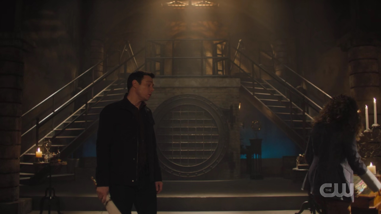 charmed-online-dot-nl_Charmed4x08Unveiled0447.jpg