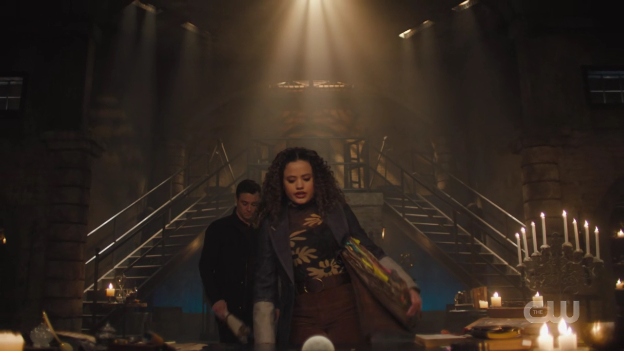 charmed-online-dot-nl_Charmed4x08Unveiled0452.jpg