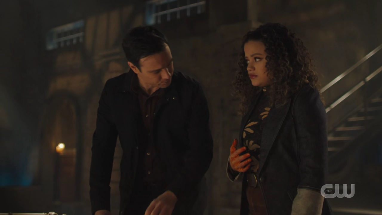 charmed-online-dot-nl_Charmed4x08Unveiled0469.jpg