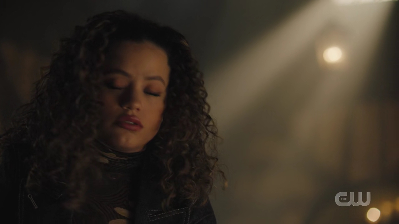 charmed-online-dot-nl_Charmed4x08Unveiled0488.jpg