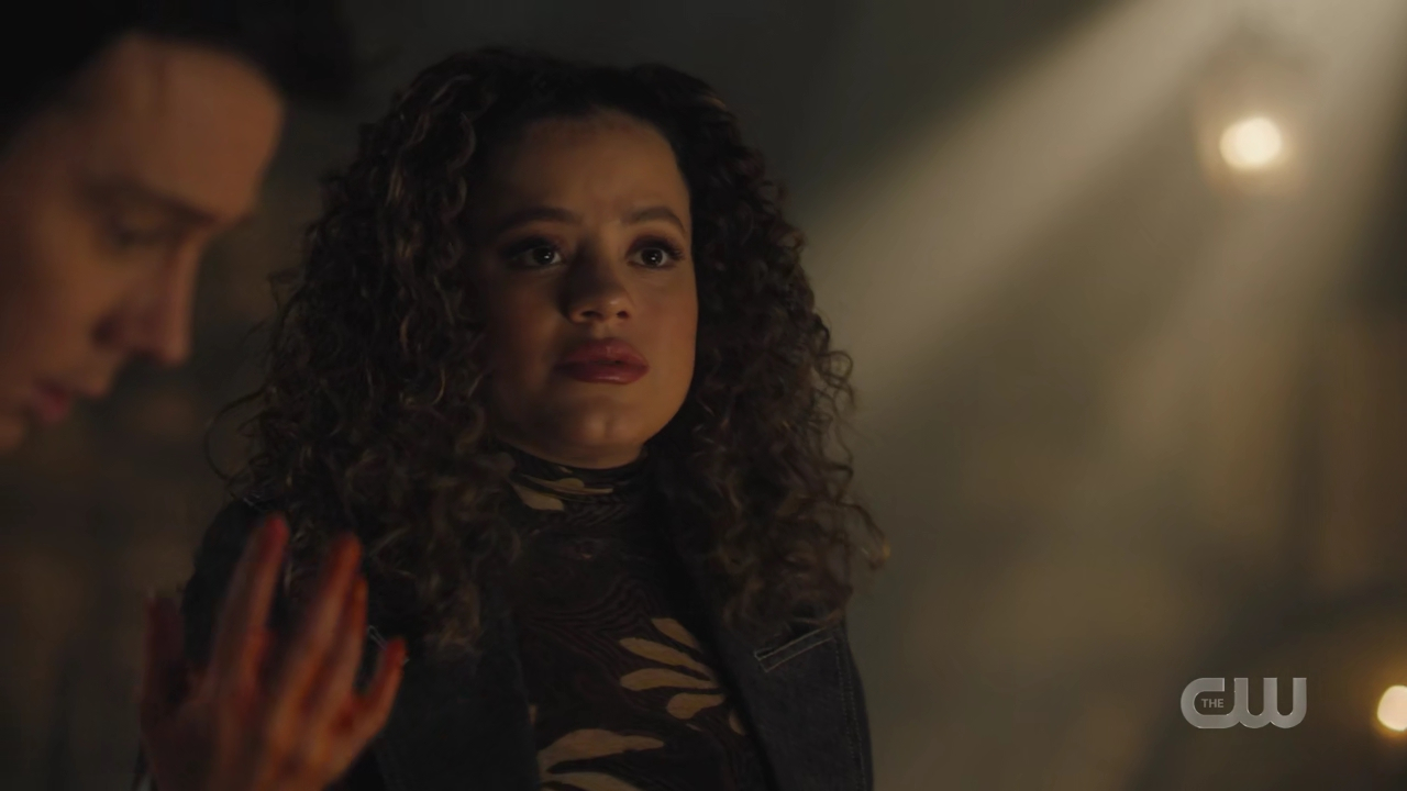 charmed-online-dot-nl_Charmed4x08Unveiled0493.jpg