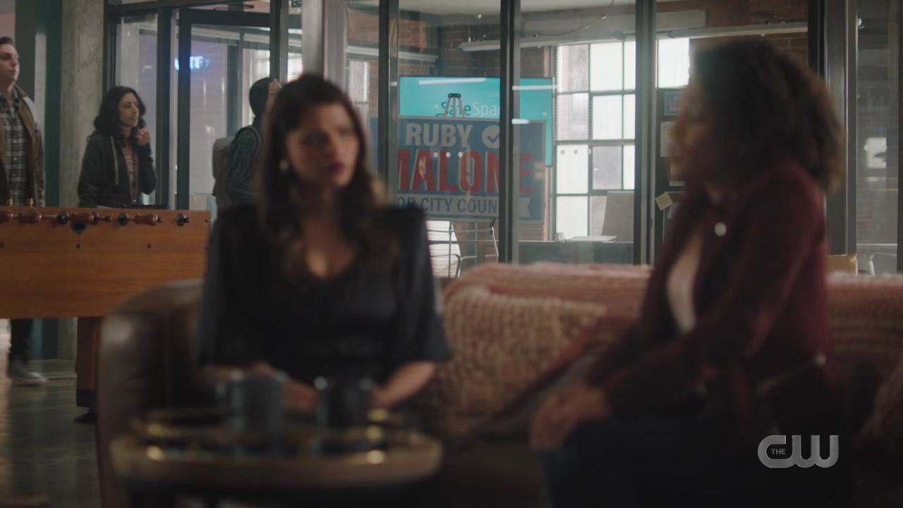 charmed-online-dot-nl_Charmed4x08Unveiled0523.jpg