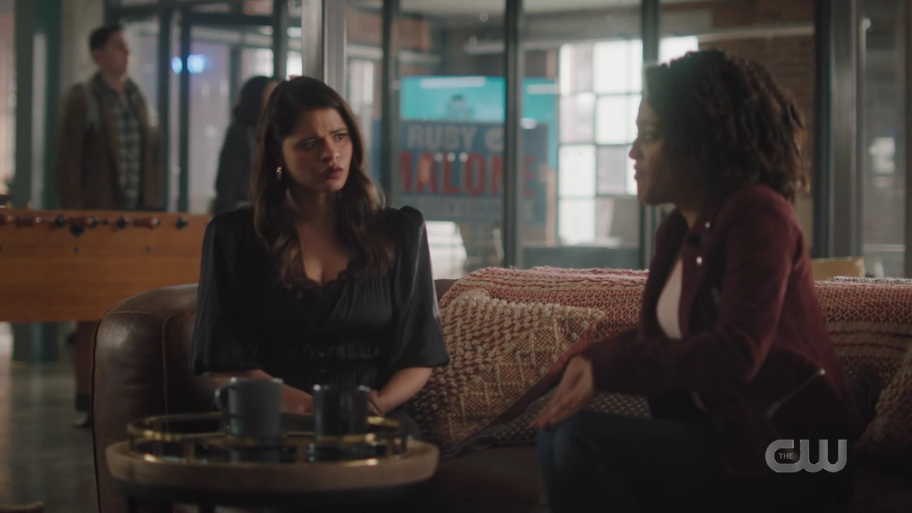 charmed-online-dot-nl_Charmed4x08Unveiled0524.jpg