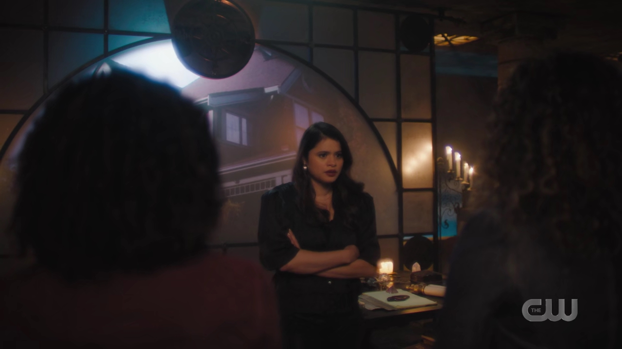 charmed-online-dot-nl_Charmed4x08Unveiled0649.jpg