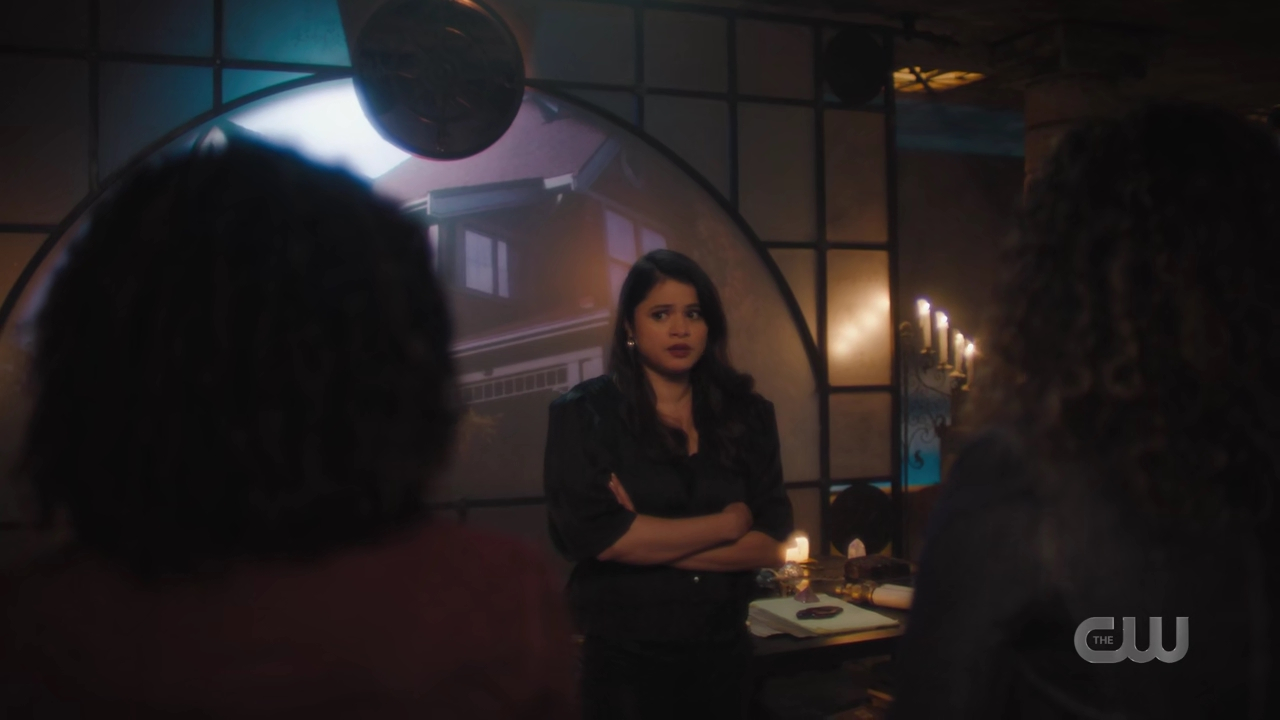 charmed-online-dot-nl_Charmed4x08Unveiled0650.jpg