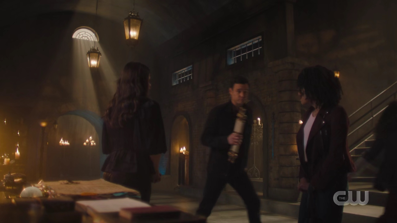 charmed-online-dot-nl_Charmed4x08Unveiled0688.jpg