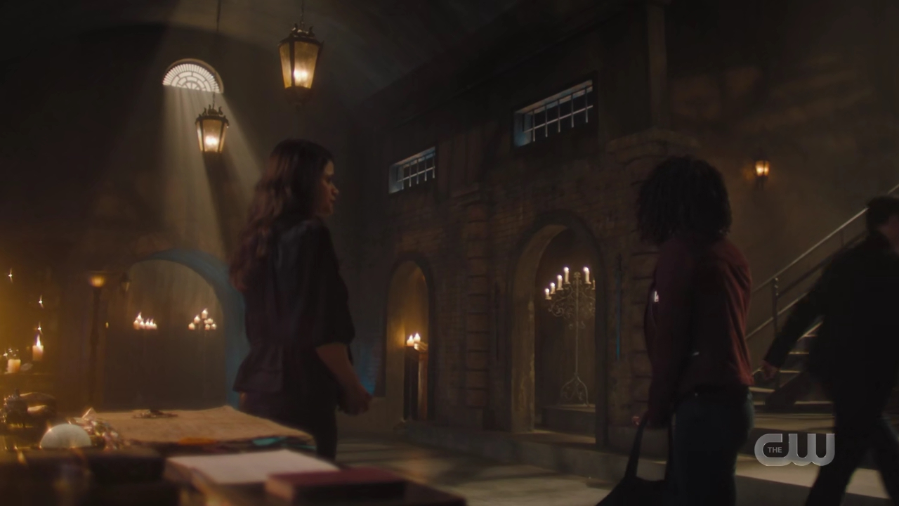 charmed-online-dot-nl_Charmed4x08Unveiled0689.jpg
