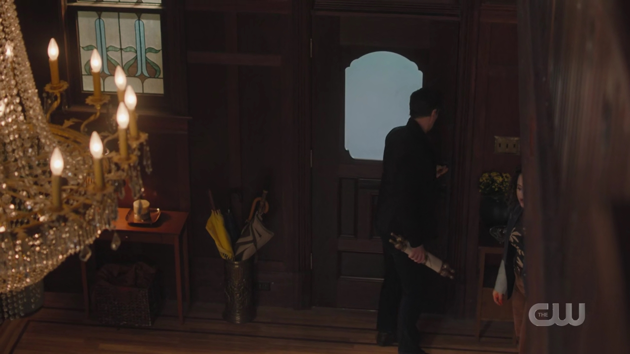 charmed-online-dot-nl_Charmed4x08Unveiled0718.jpg