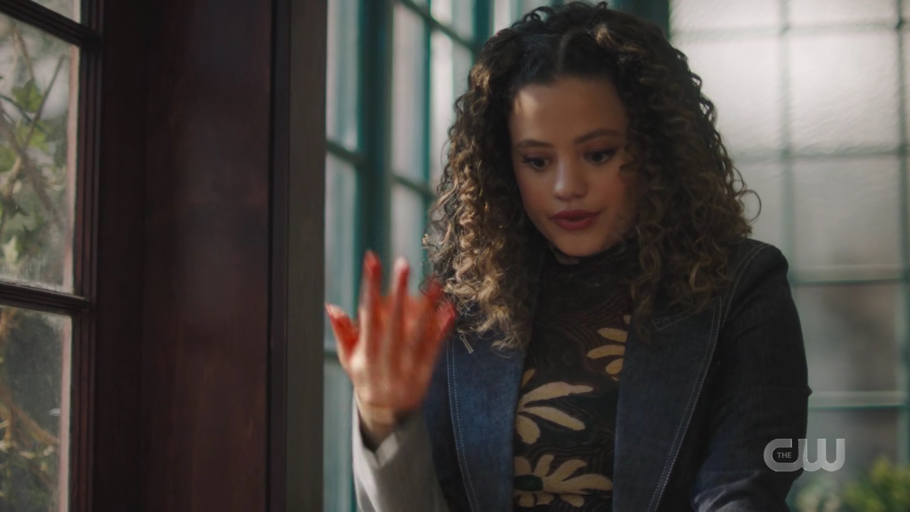 charmed-online-dot-nl_Charmed4x08Unveiled0740.jpg