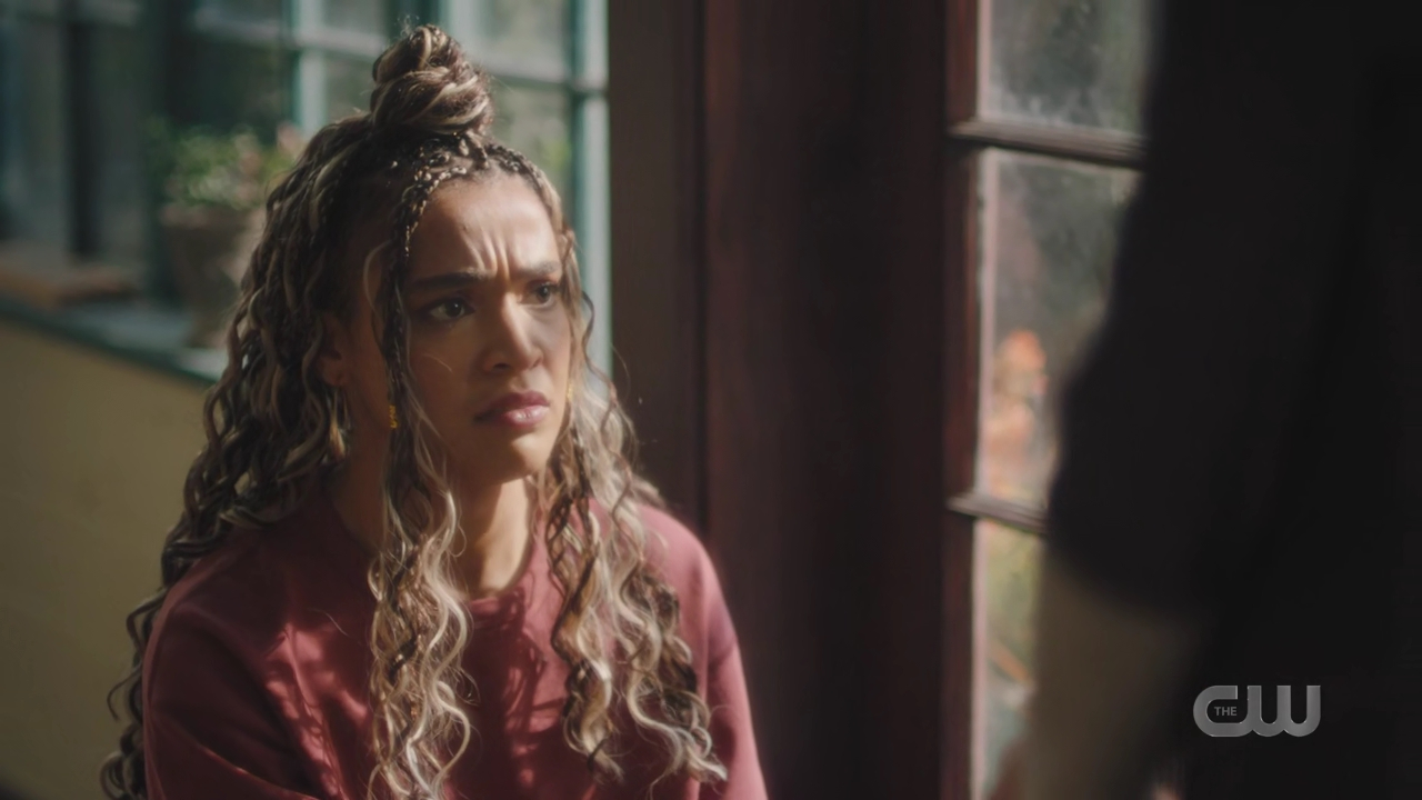 charmed-online-dot-nl_Charmed4x08Unveiled0743.jpg