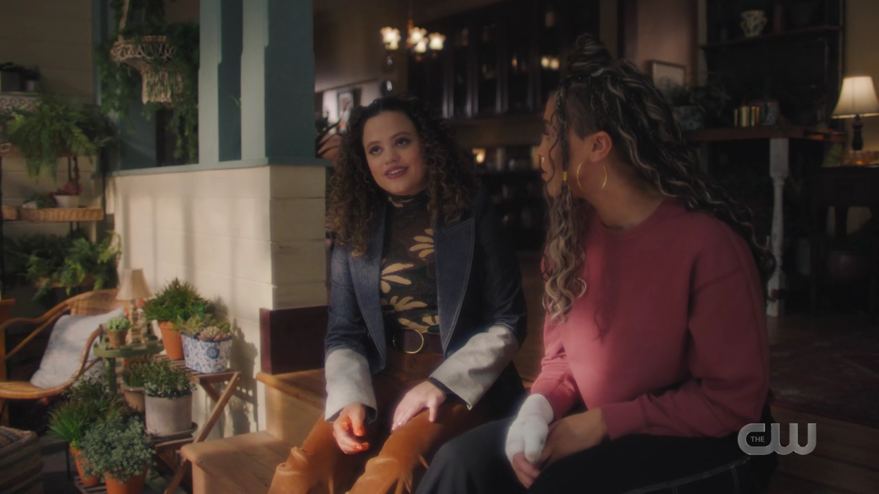 charmed-online-dot-nl_Charmed4x08Unveiled0776.jpg