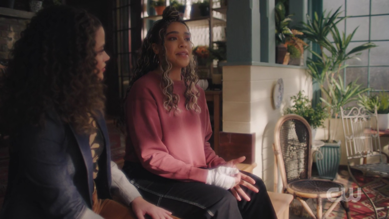 charmed-online-dot-nl_Charmed4x08Unveiled0787.jpg