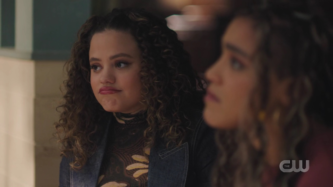charmed-online-dot-nl_Charmed4x08Unveiled0821.jpg