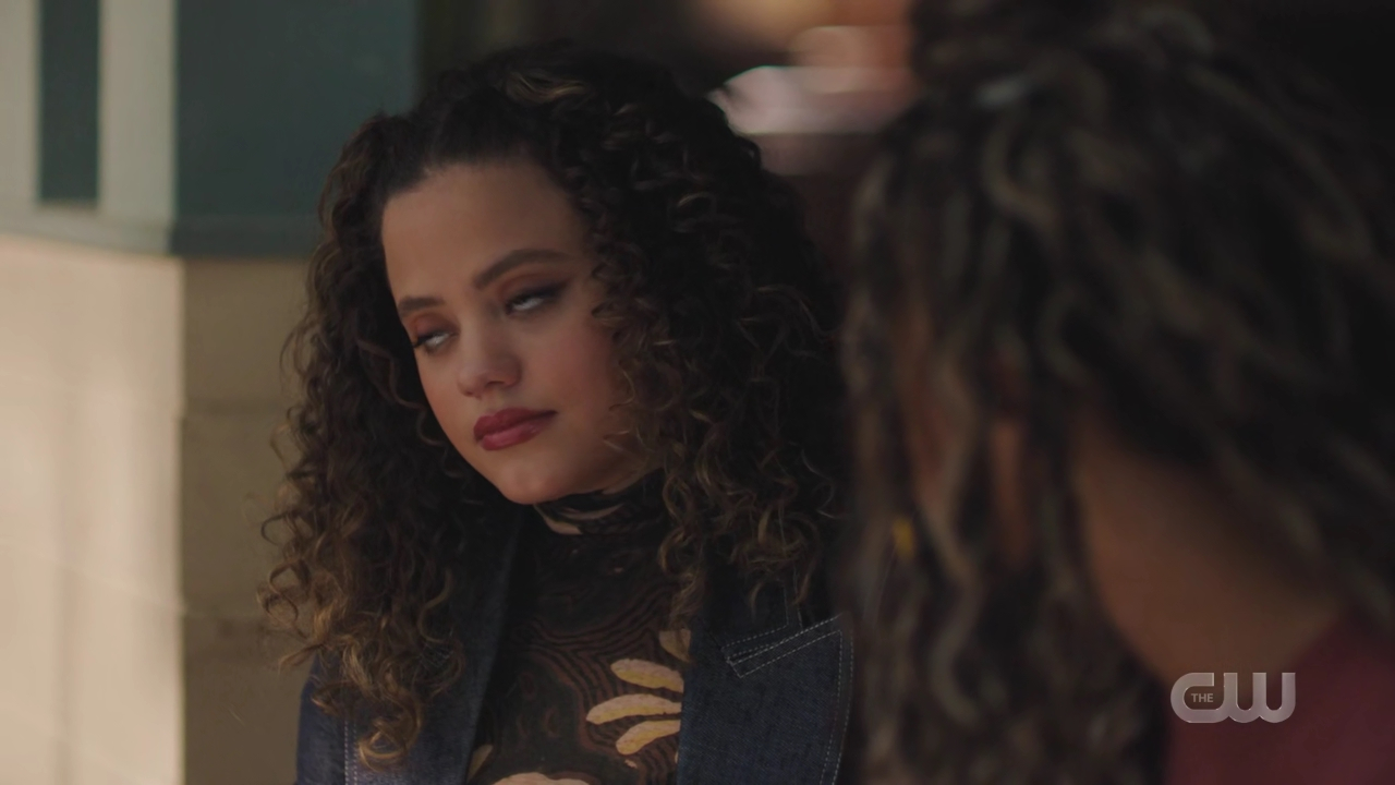 charmed-online-dot-nl_Charmed4x08Unveiled0826.jpg