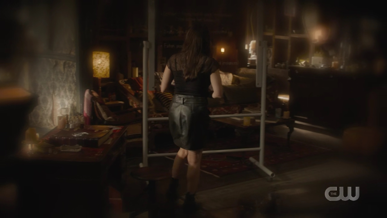 charmed-online-dot-nl_Charmed4x08Unveiled0866.jpg