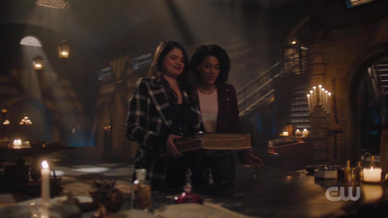 charmed-online-dot-nl_Charmed4x08Unveiled0888.jpg