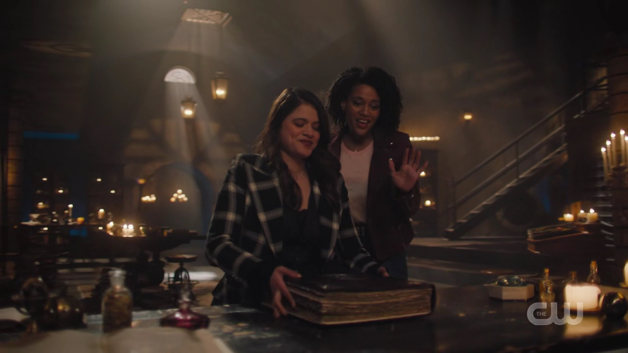 charmed-online-dot-nl_Charmed4x08Unveiled0889.jpg