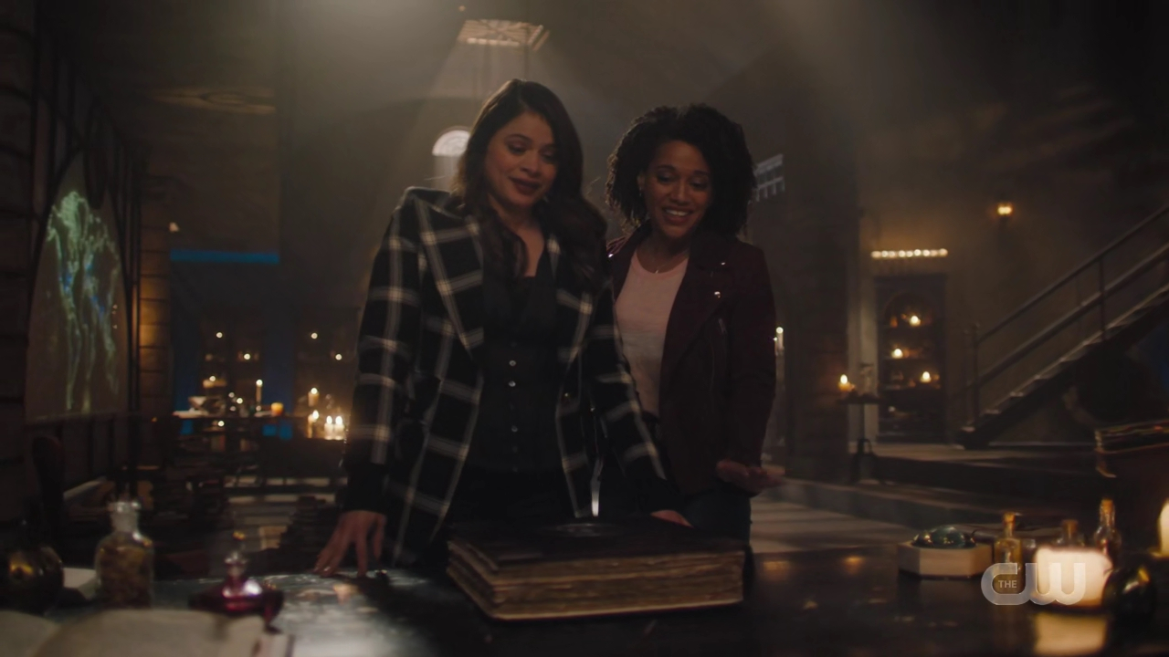 charmed-online-dot-nl_Charmed4x08Unveiled0890.jpg