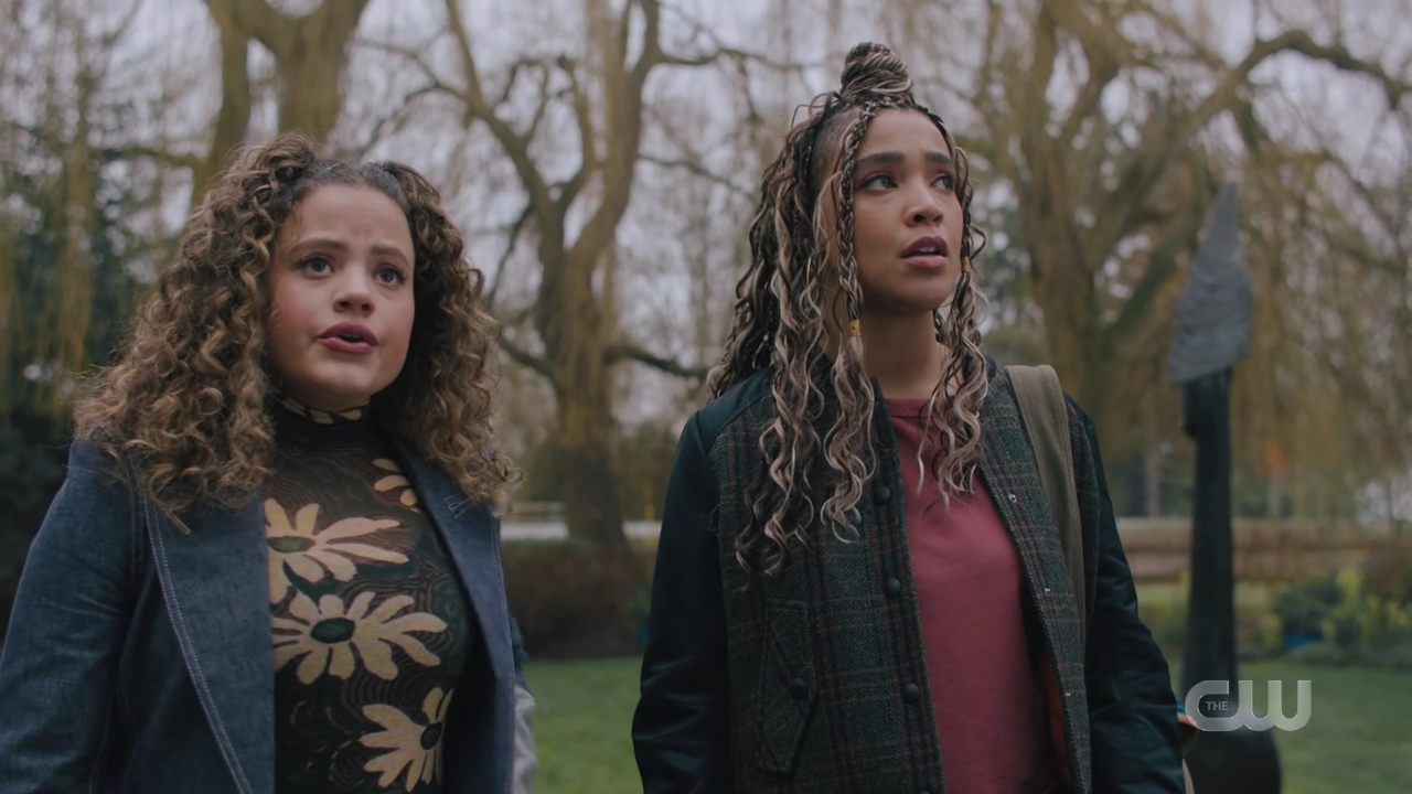charmed-online-dot-nl_Charmed4x08Unveiled1008.jpg