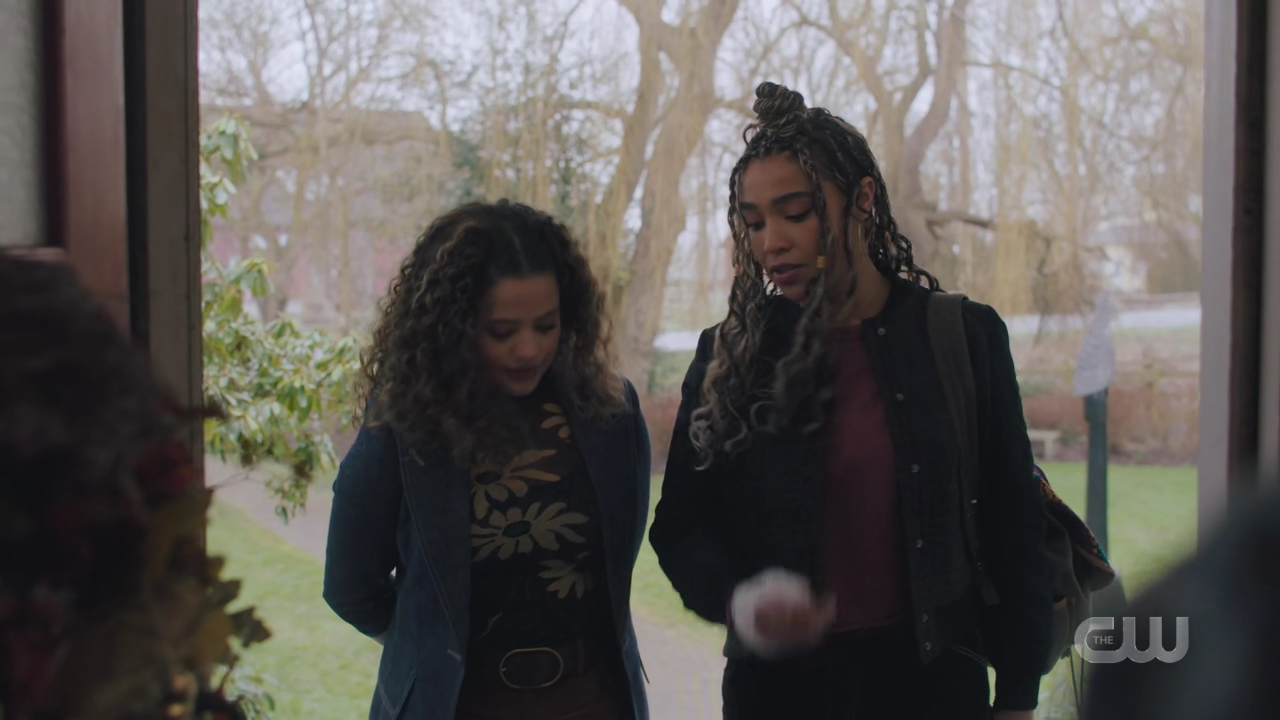charmed-online-dot-nl_Charmed4x08Unveiled1071.jpg