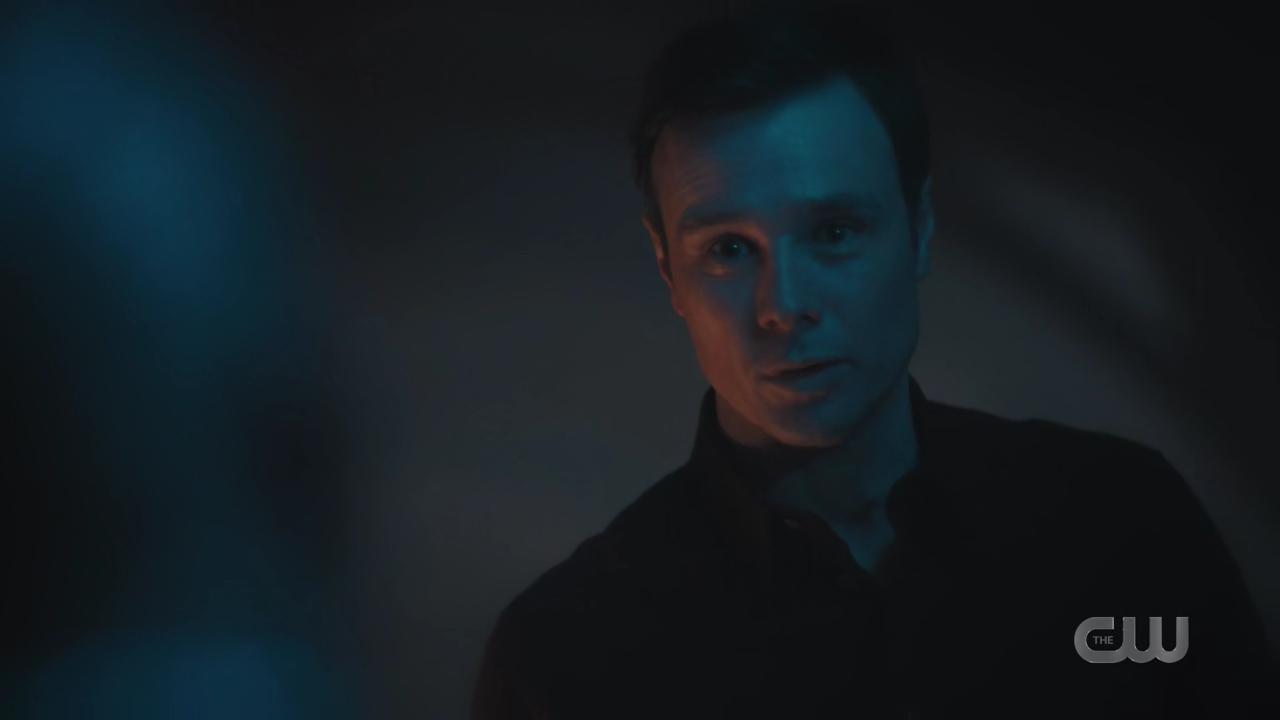 charmed-online-dot-nl_Charmed4x08Unveiled1150.jpg