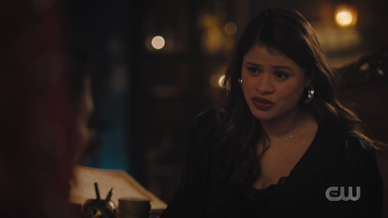 charmed-online-dot-nl_Charmed4x08Unveiled1196.jpg