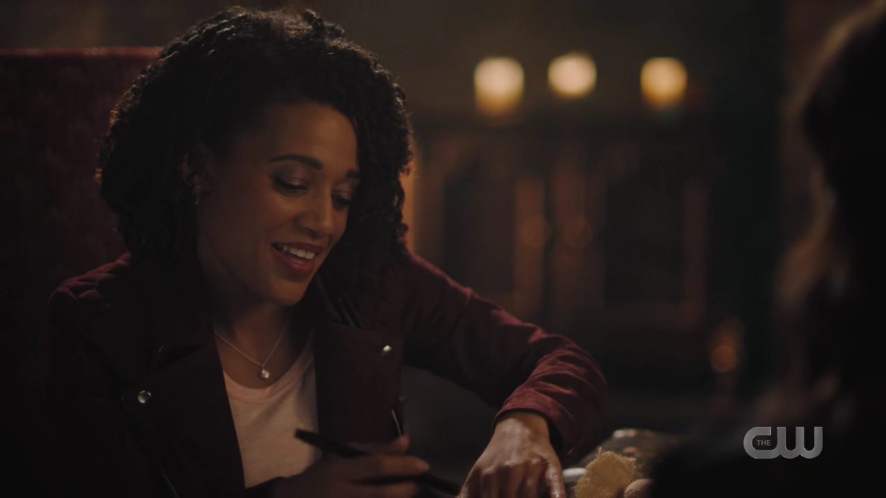 charmed-online-dot-nl_Charmed4x08Unveiled1209.jpg