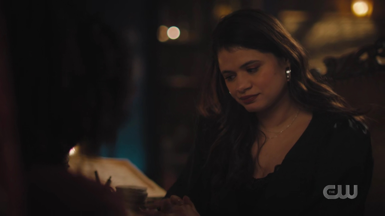 charmed-online-dot-nl_Charmed4x08Unveiled1214.jpg