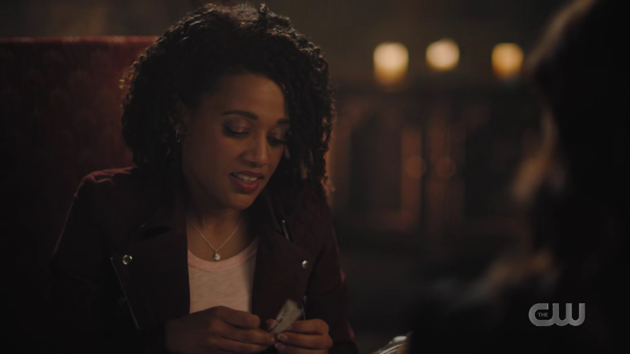 charmed-online-dot-nl_Charmed4x08Unveiled1217.jpg