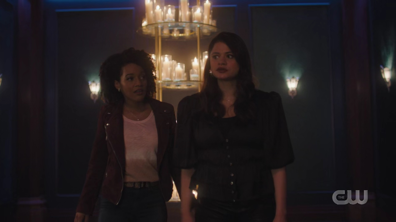 charmed-online-dot-nl_Charmed4x08Unveiled1290.jpg