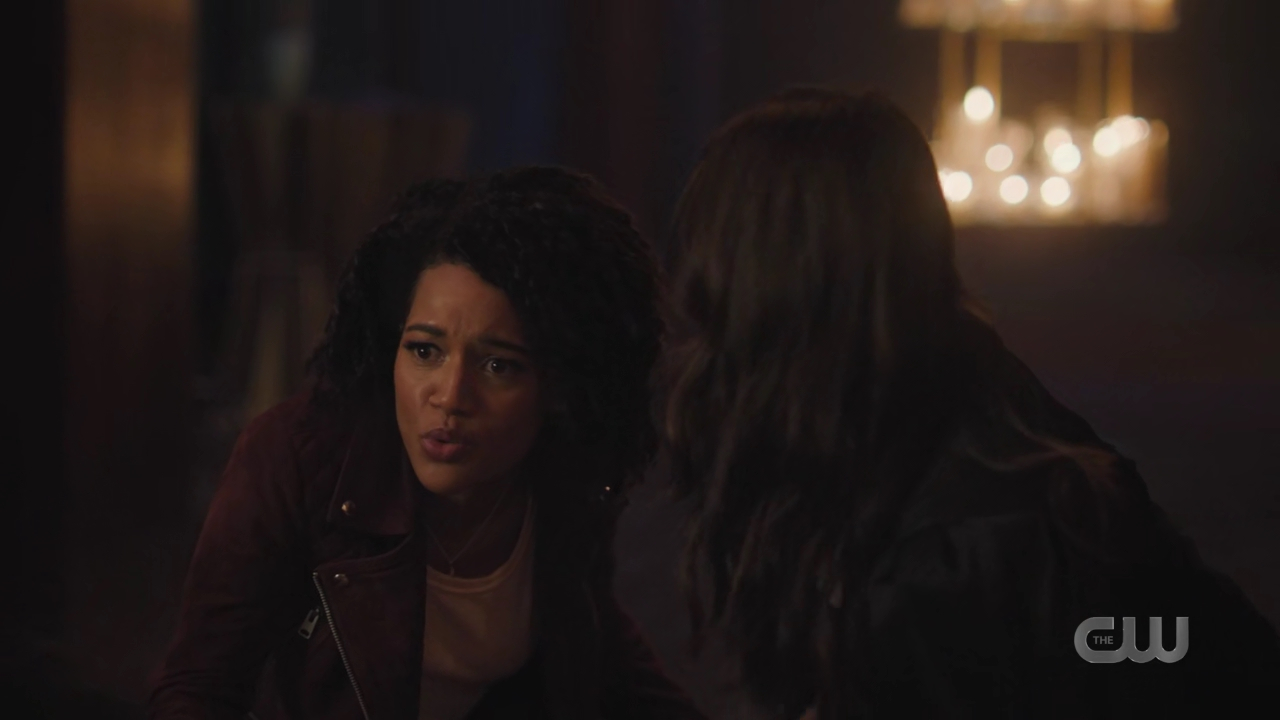 charmed-online-dot-nl_Charmed4x08Unveiled1309.jpg