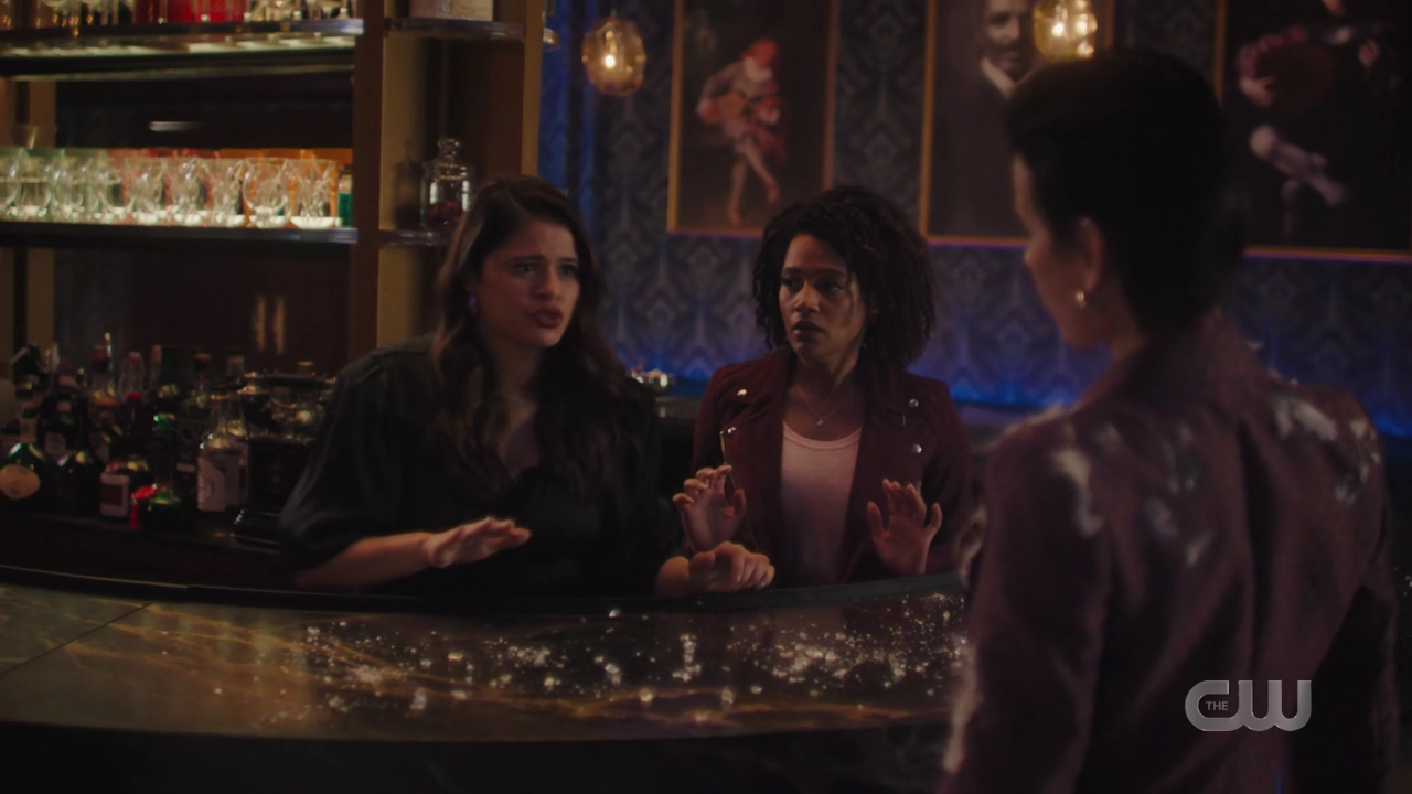 charmed-online-dot-nl_Charmed4x08Unveiled1407.jpg