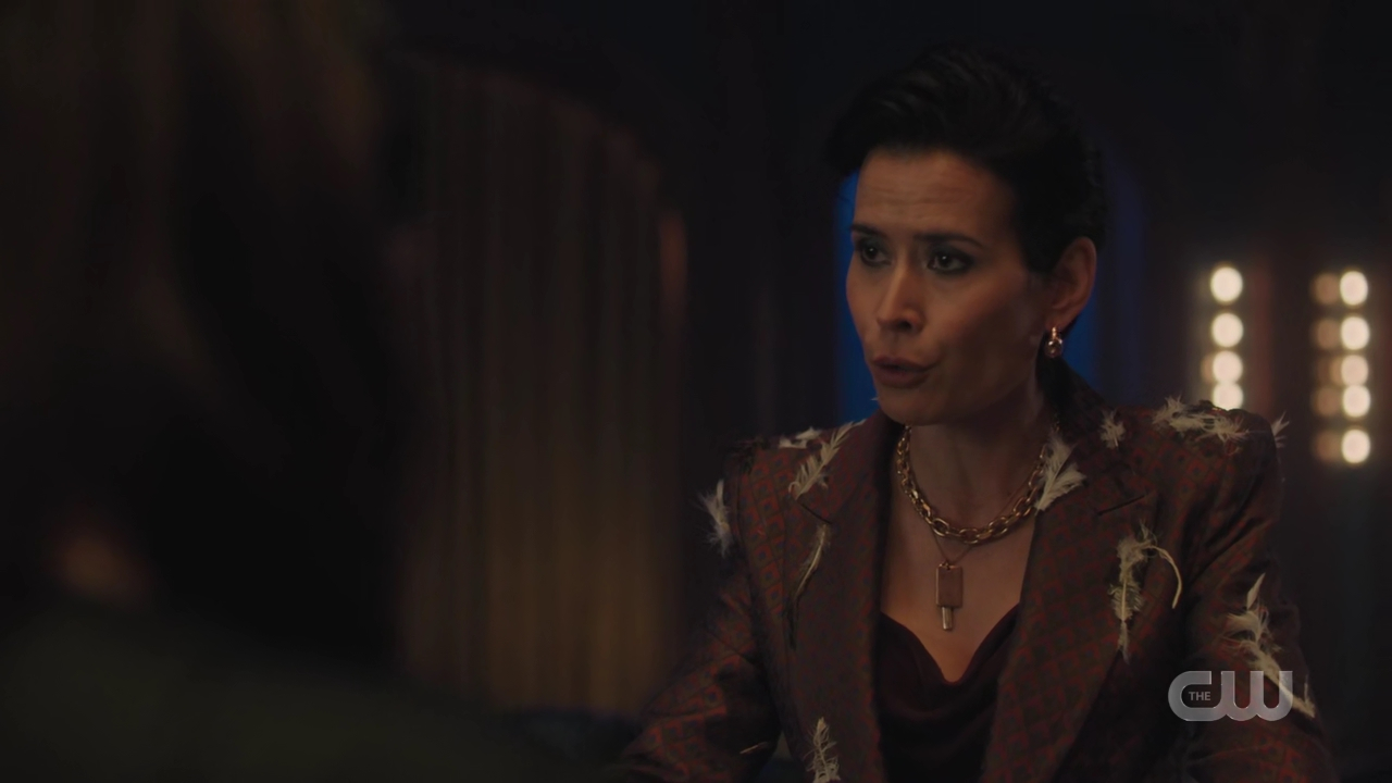 charmed-online-dot-nl_Charmed4x08Unveiled1424.jpg