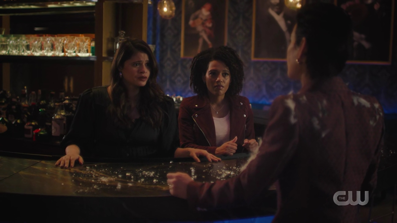charmed-online-dot-nl_Charmed4x08Unveiled1464.jpg