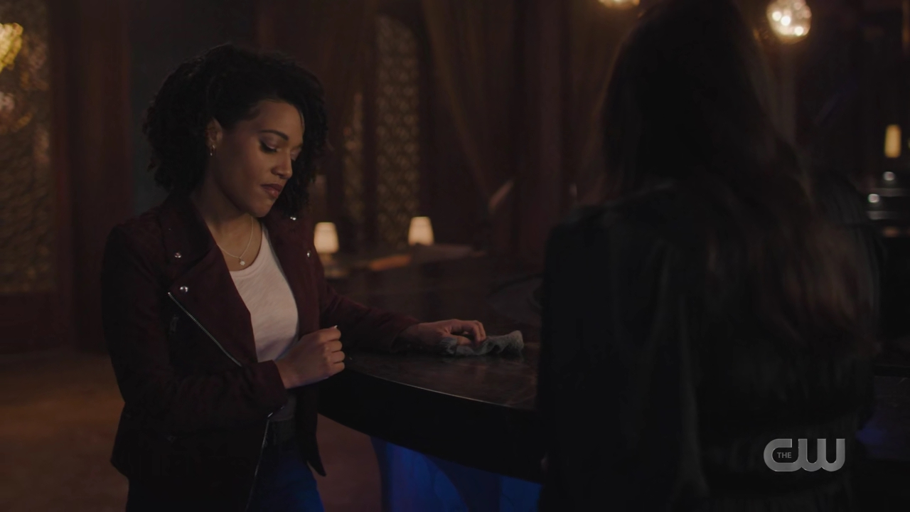 charmed-online-dot-nl_Charmed4x08Unveiled1506.jpg