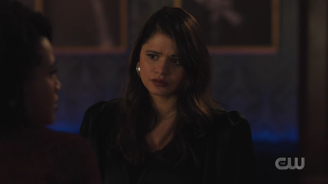charmed-online-dot-nl_Charmed4x08Unveiled1517.jpg
