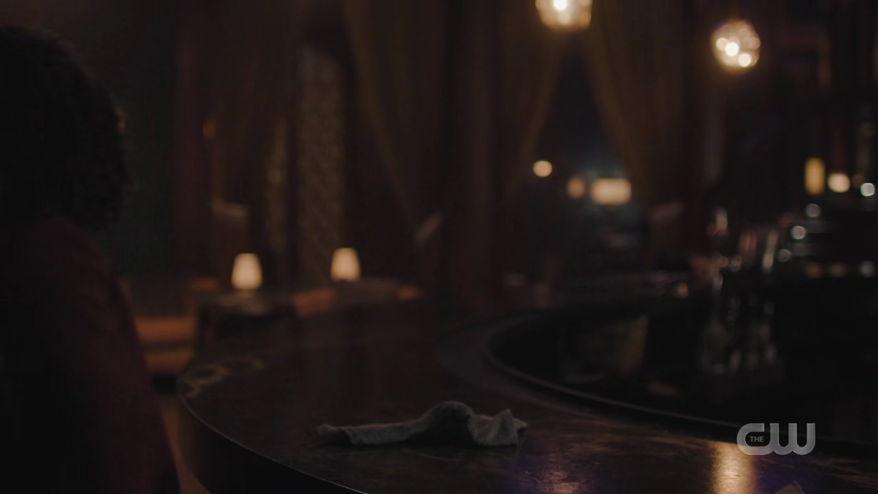 charmed-online-dot-nl_Charmed4x08Unveiled1561.jpg