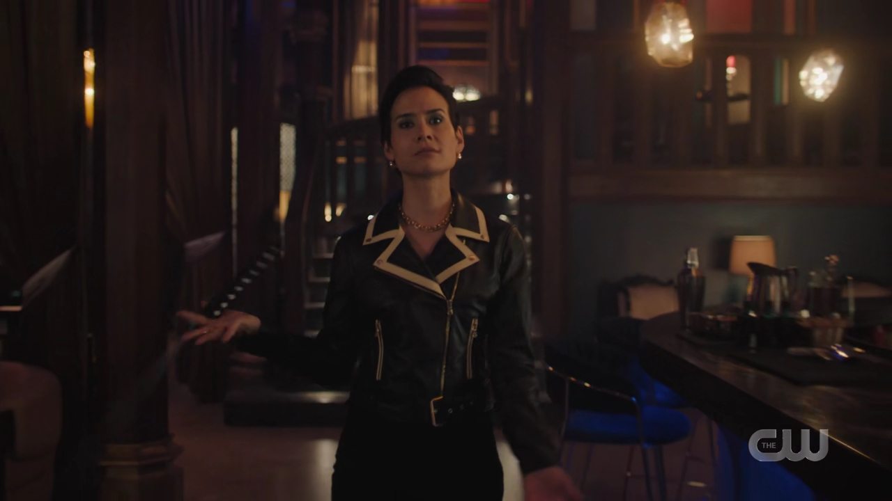 charmed-online-dot-nl_Charmed4x08Unveiled1566.jpg