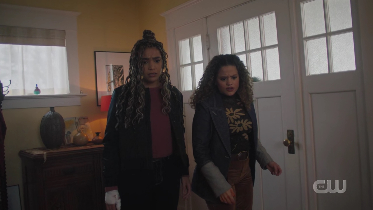 charmed-online-dot-nl_Charmed4x08Unveiled1682.jpg