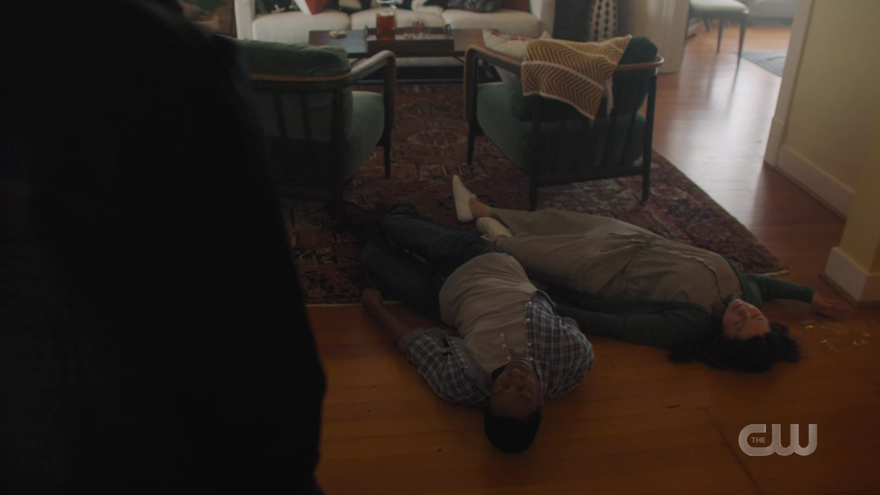 charmed-online-dot-nl_Charmed4x08Unveiled1687.jpg charmed-online-dot-nl_Charmed4x08Unveiled1687.jpg