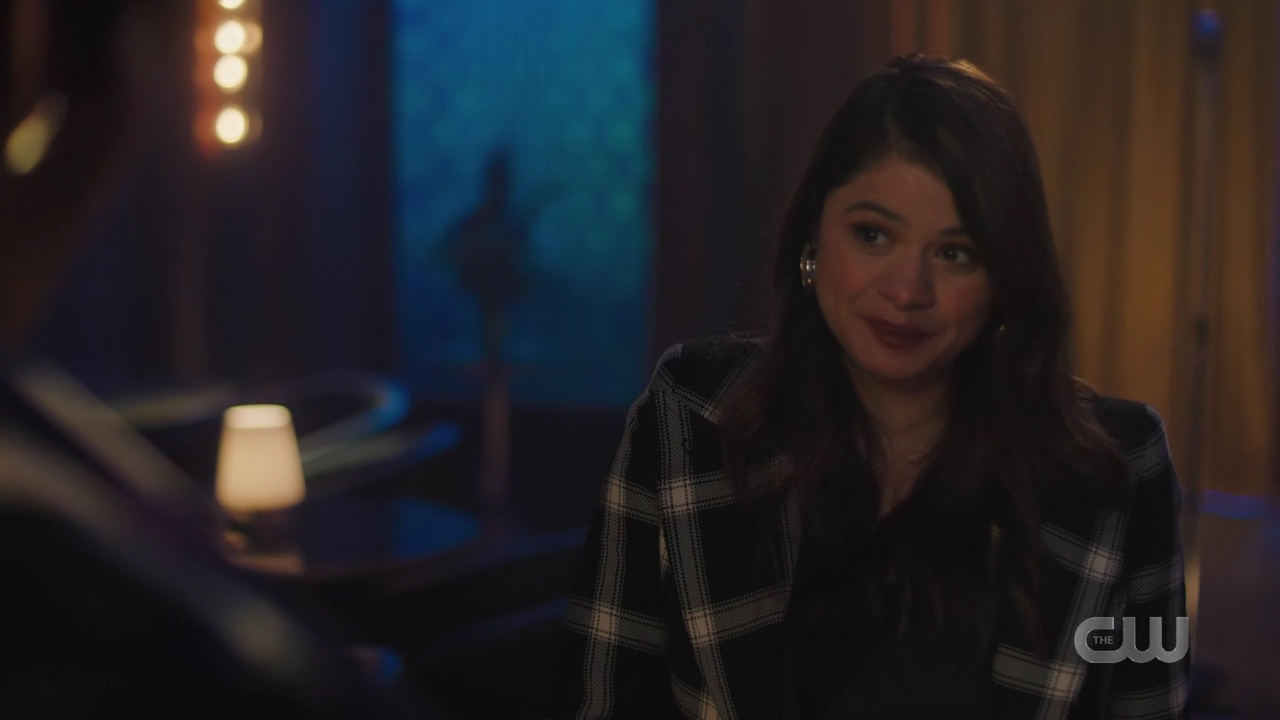 charmed-online-dot-nl_Charmed4x08Unveiled1729.jpg